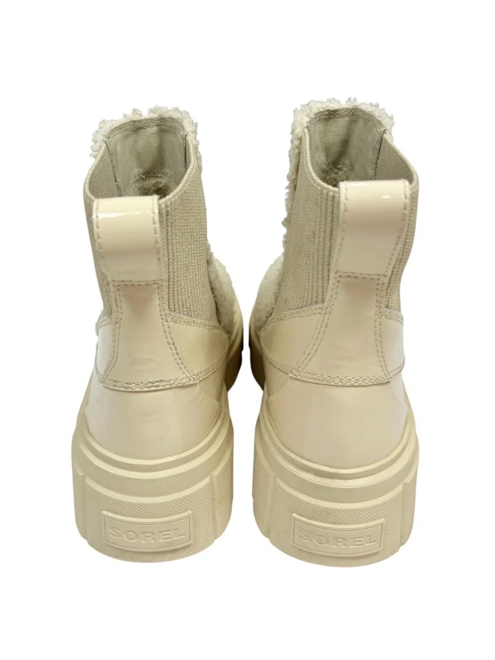 SOREL Caribou X Chelsea Cozy Boot Sz 8 Bleached Ceramic Oatmeal Shearling $200